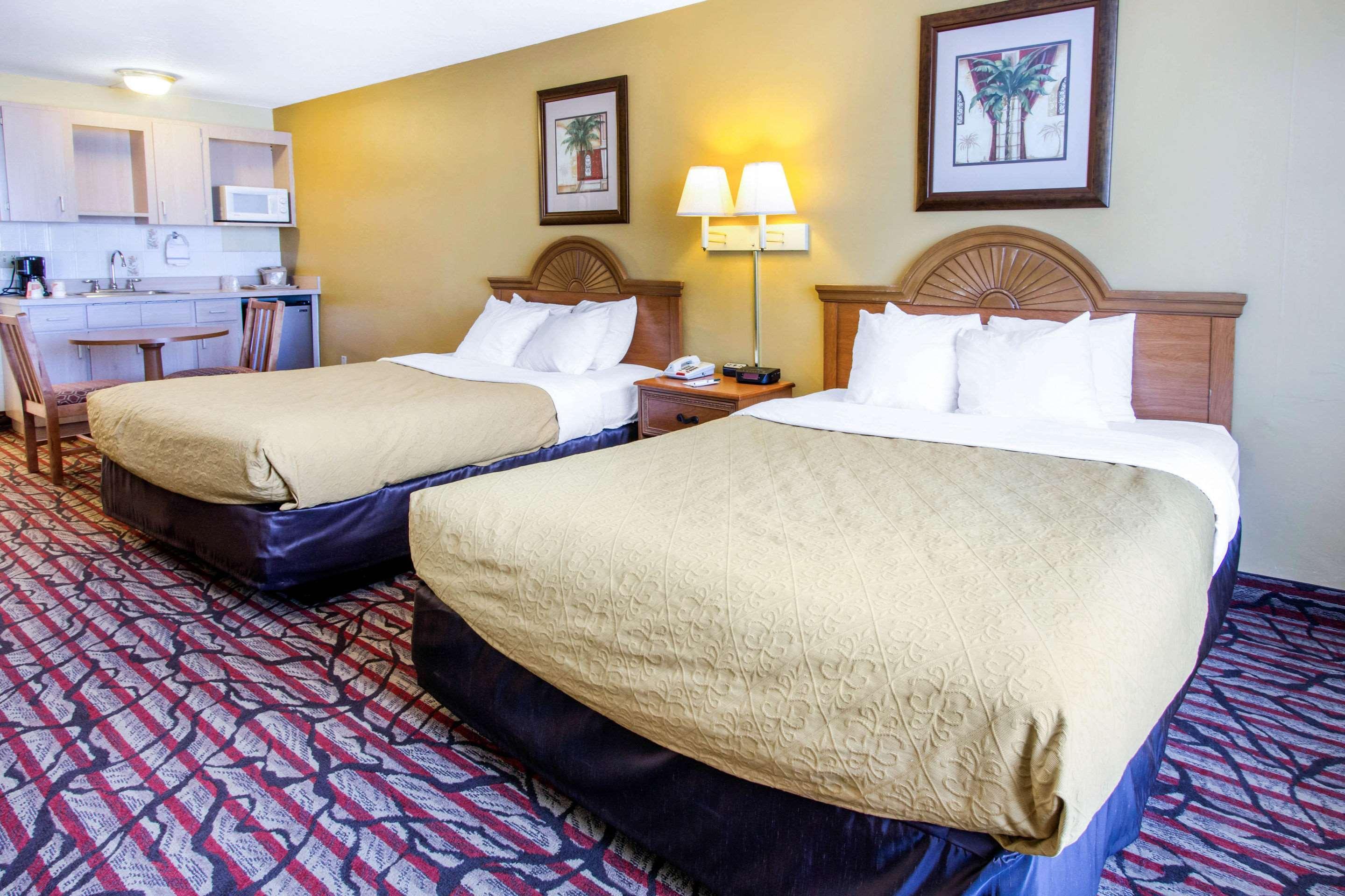 Rodeway Inn Central Clearwater Beach Exterior foto