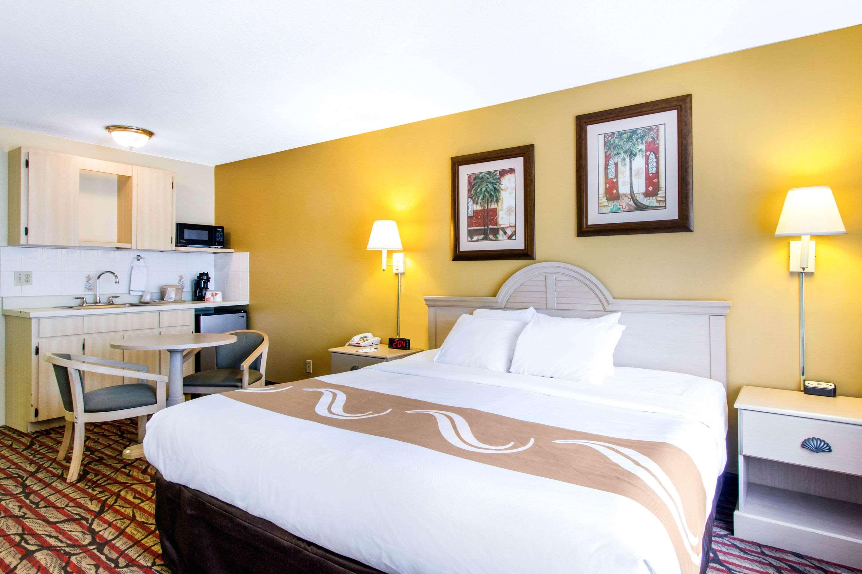 Rodeway Inn Central Clearwater Beach Exterior foto