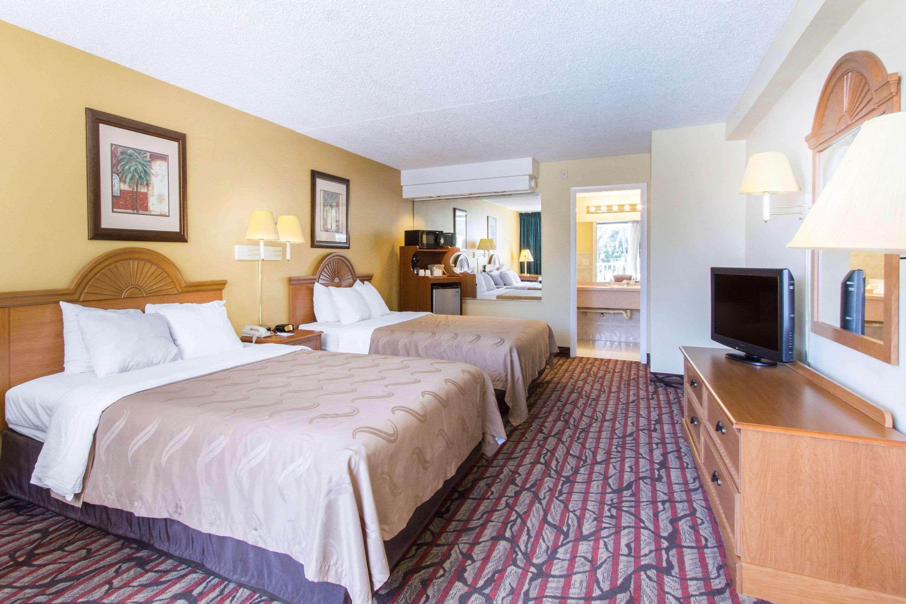 Rodeway Inn Central Clearwater Beach Exterior foto