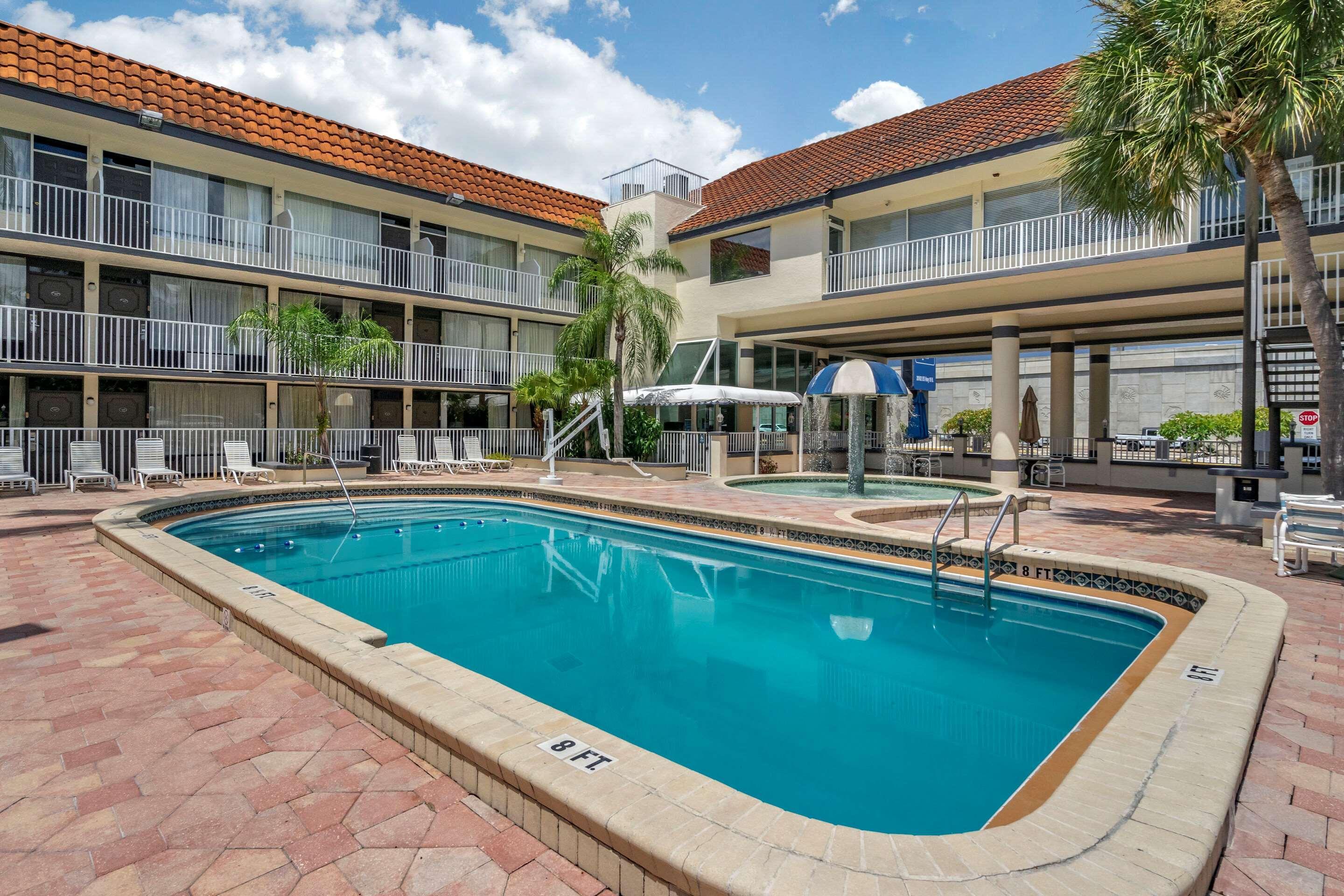 Rodeway Inn Central Clearwater Beach Exterior foto